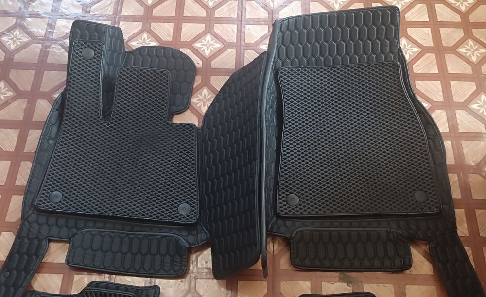 Продам Эва коврики (3D) на Land Cruiser 200