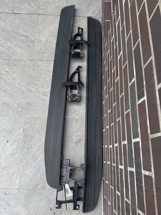 Praguri laterale (Side Steps) fixe Range Rover L405 – originale OEM