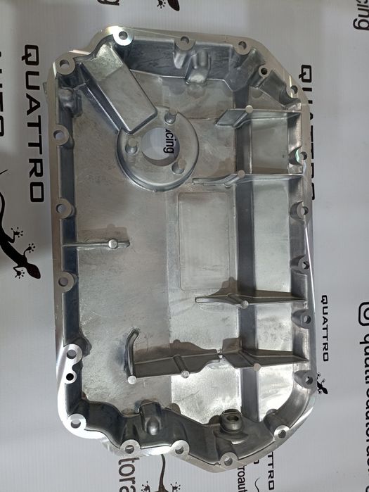 Поддон двигателя Audi A6 C5 2.4 2.7 2.8 ack bdv are