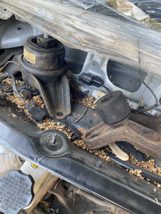 Лапи тампони мотор Hyundai ix35 LM (2010–2015) 1.7crdi