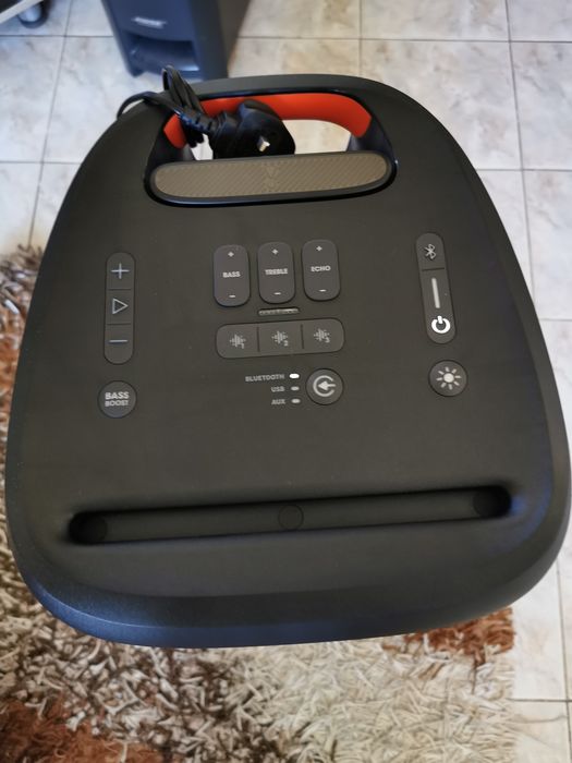 Jbl колона парти бокс 310