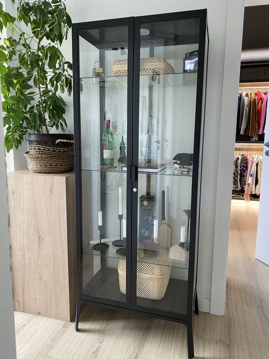 Vitrina Ikea MILSBO
