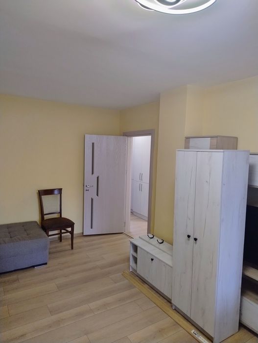 Собственик дава под наем 3 стаен Младост