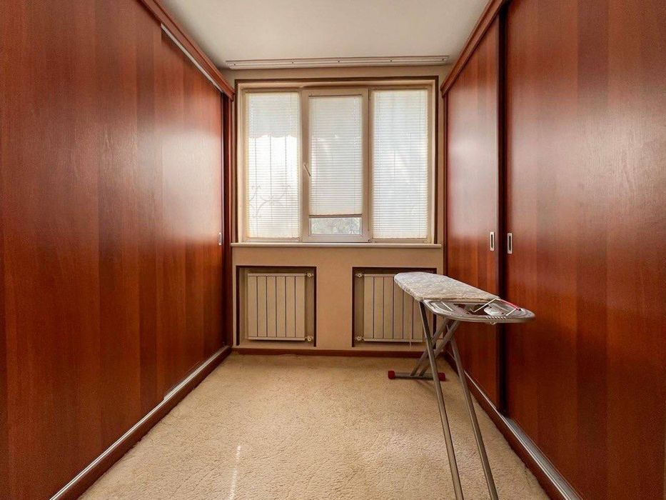 Продам квартиру Буюк ипак йули Генерал Петрова 2/3/4 65м2