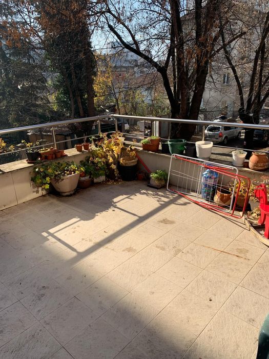 Дава се под наем Едностаен апартамент в София, Център - 80 кв.м за 450 € - Снимка #2