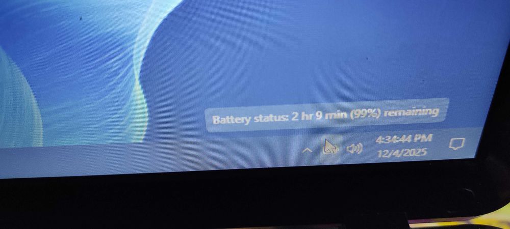 ОФЕРТА! Acer Aspire E1-731, 17.3",8GB RAM, 4x2.30GHz, SSD