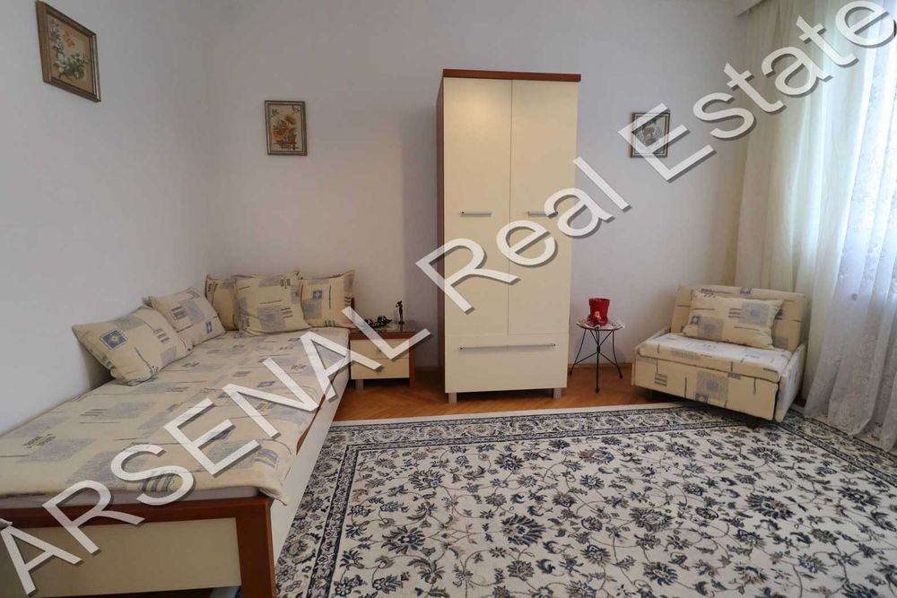 Тристаен апартамент под наем, Гео Милев