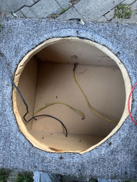 vand subwoofer audiobahn