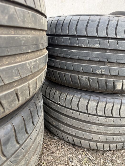 Летние резины почти новые Р18