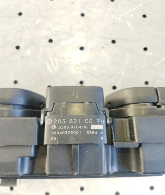 Buton avarie Mercedes-Benz C-Class 2003 C 220 CDI MT (143 hp)