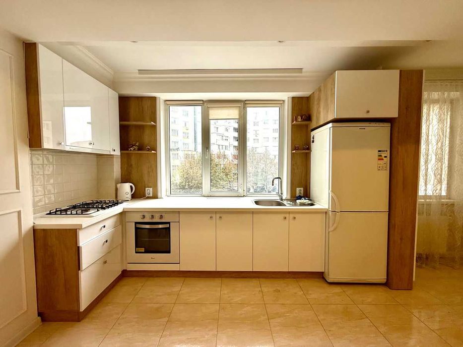 Дава се под наем Двустаен апартамент в София, Сухата река - 47 кв.м за 350 € - Снимка #1