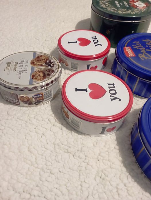 Метални кутии от бисквити, за съхранение на малки предмети 6 бр