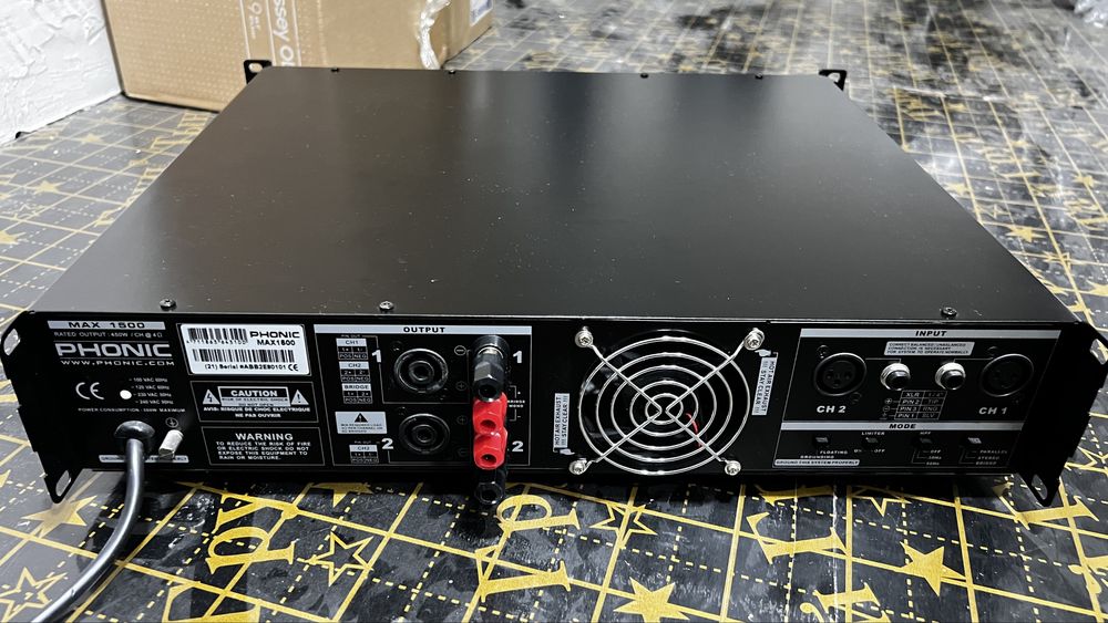 Профессиональный усилитель мощности Phonic MAX 1500