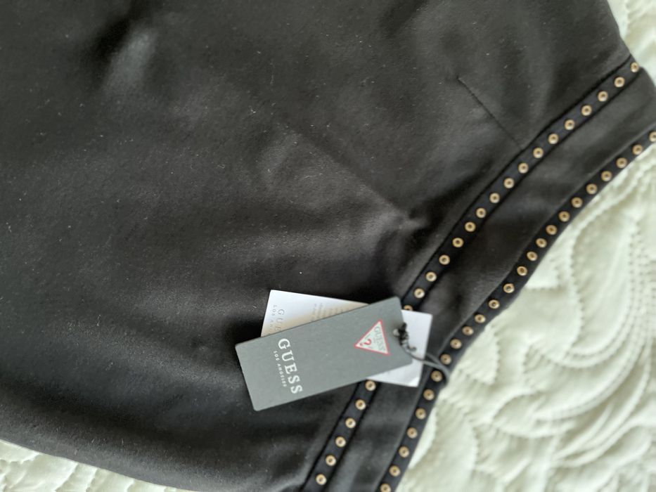 Нова Пола Guess размер S