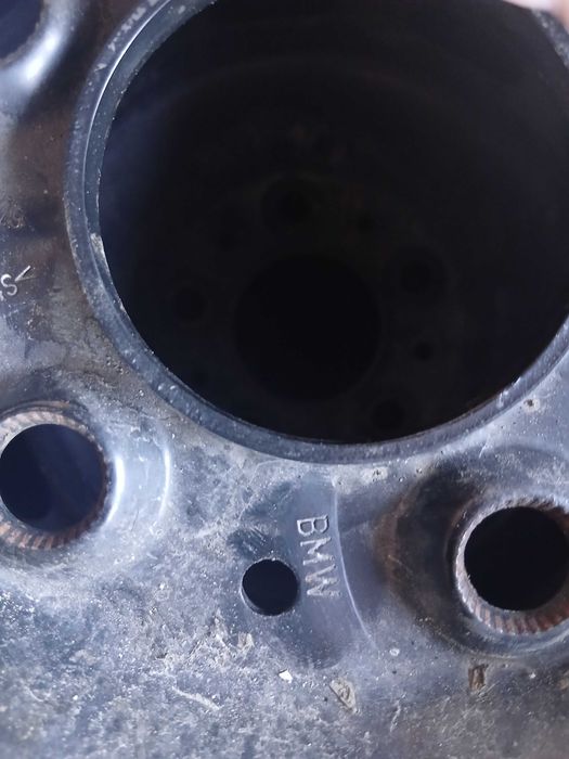 Гуми с ориринални джанти за BMW 195 55 16