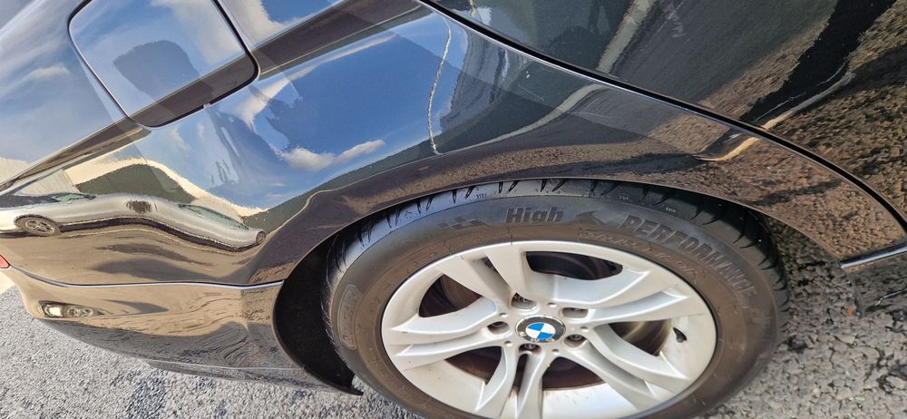 BMW E90 318i, facelift