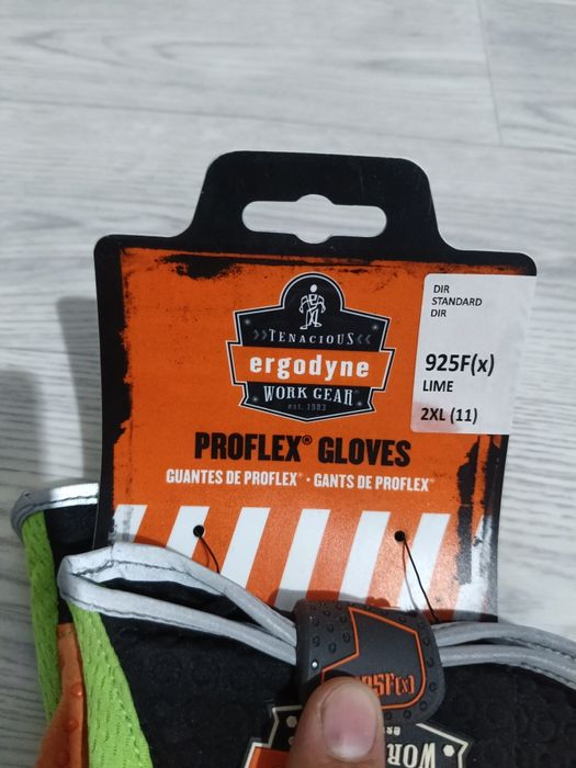 Перчатки для разных целей работ