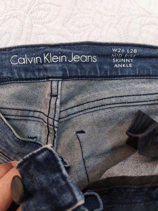 Джинсы Calvin Klein