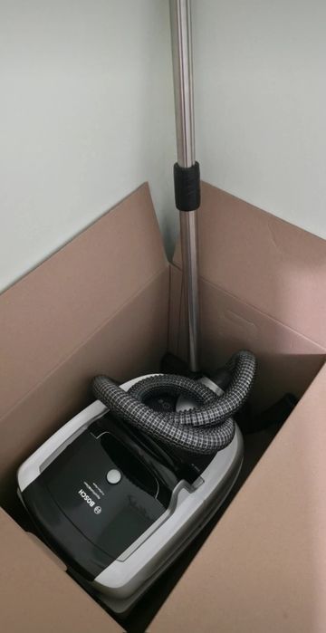 Aspirator cu spălare Bosch