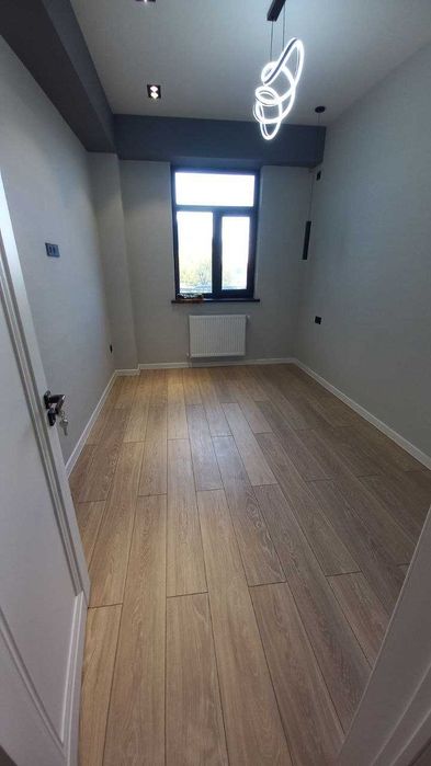 Продается 3х комнатная квартира в новостройке на Юнсабаде 9 квартал.