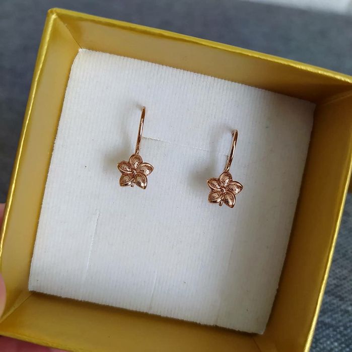 Продам детские серёжки