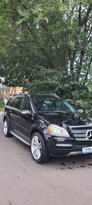 Мерседес CL 550 на хаду кожа салон
