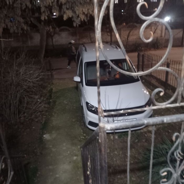 Сдаю 2комнатная квартира на Юнусабаде 14-кв метро Туркистон. С обст...