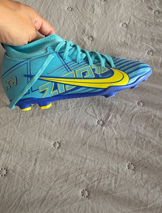 Футболни обувки Nike33/34 размер  20 евро
