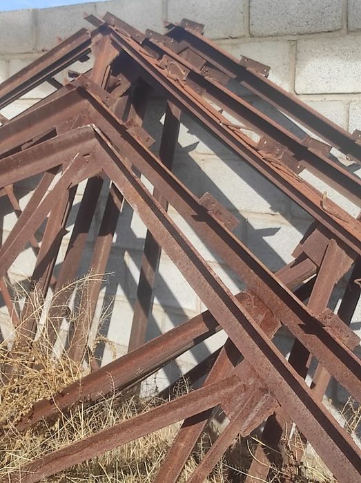 Продам металлический фермы