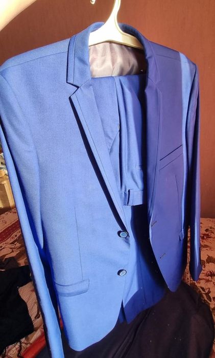 Продам костюм двойку