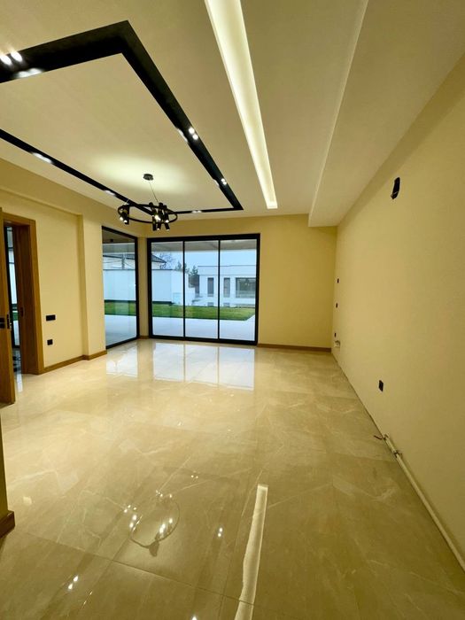 Дом от владельца в стиле хайтек в престижном районе.