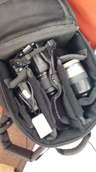 DSLR MINOLTA Dynax 5D- kit extins