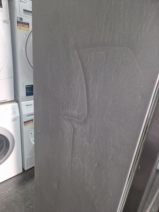 Хладилник с фризер Gram A+