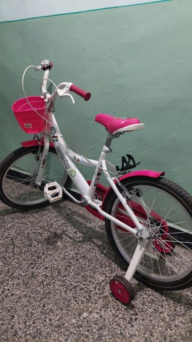 Продавам детски велосипед