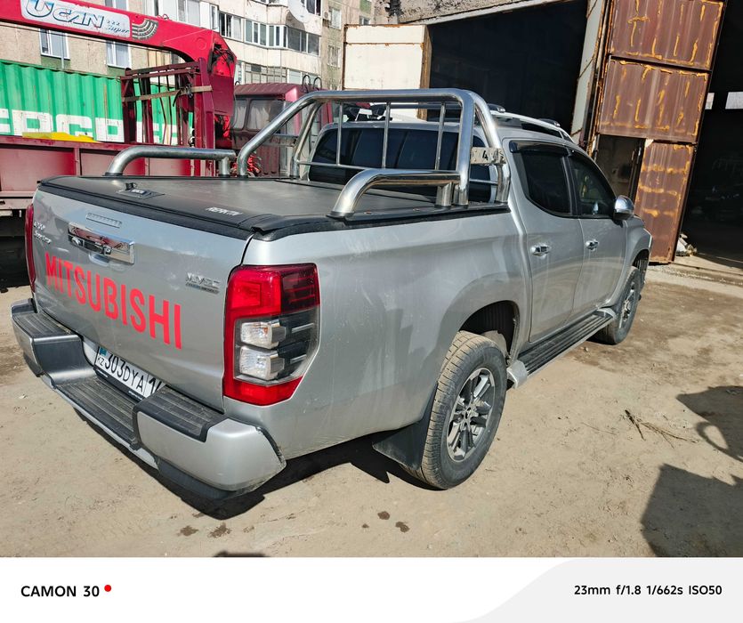 продам Мицубиси L 200