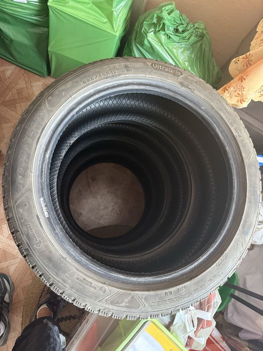 Goodyear ultragrip performance 3(225/45/17)