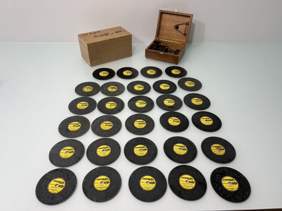 Thorens music box Switzerland cu 29 discuri