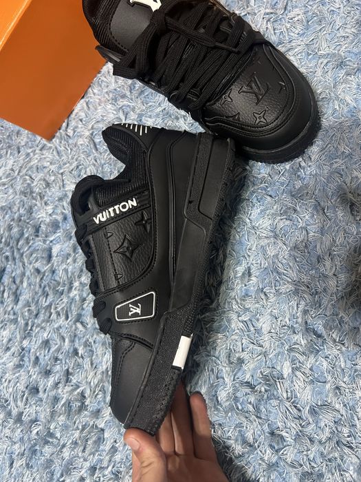 Vand papuci louis vuitton