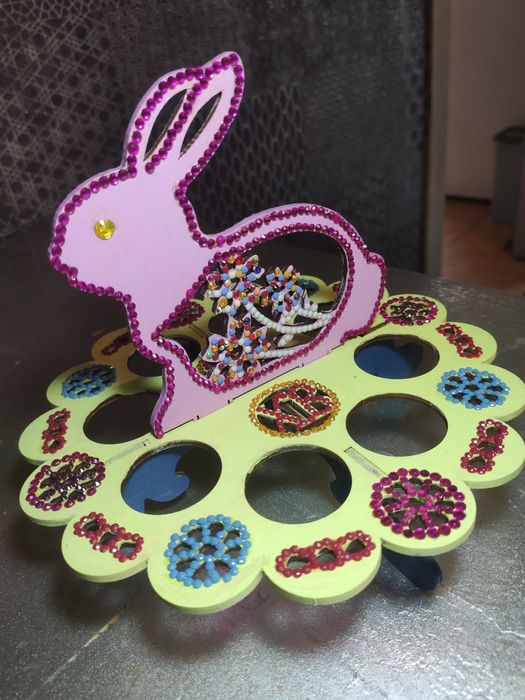 Подставка для пасхальных яиц