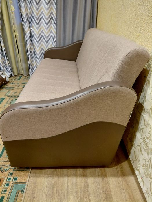 Продам диван еврокнижка