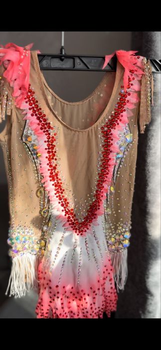 Продам купальник для худ гимнастики