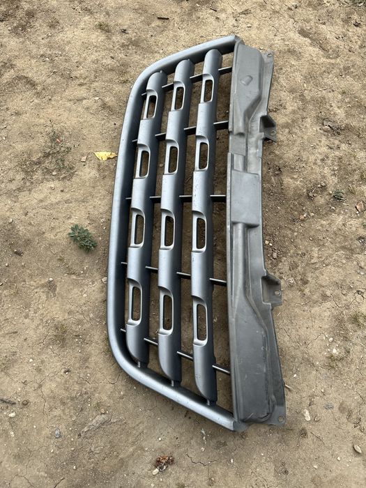 Grilă radiator renault master.cod:623100256.r.