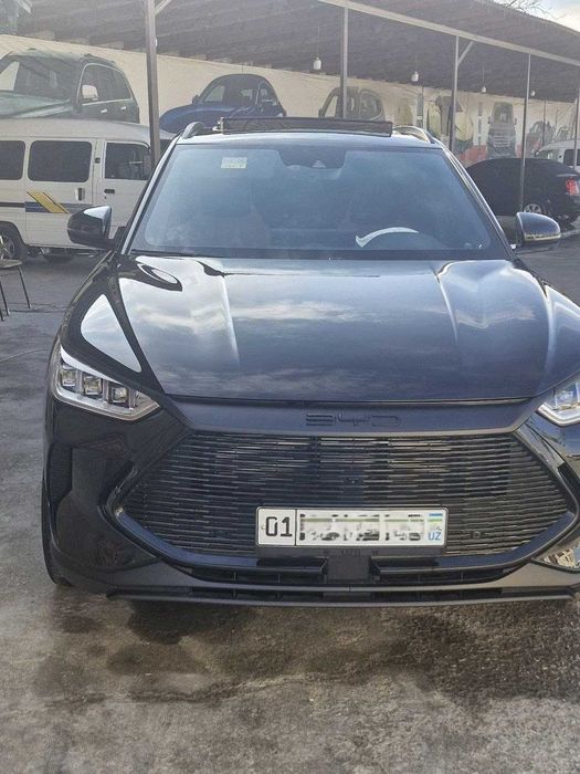BYD Song Plus DM-i AWD Flagship Новый(Бронепленка+Тюнинг+4 шин+4 диск)