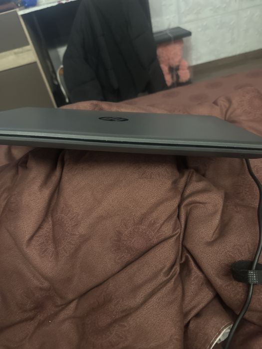 laptop HP 250 G8 Notebook PC