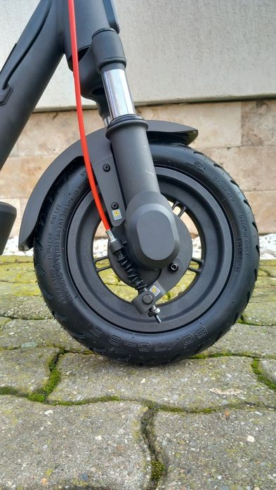 Xiaomi scooter 5 NOUĂ NEACTIVATĂ,

10 inch, pliabilă