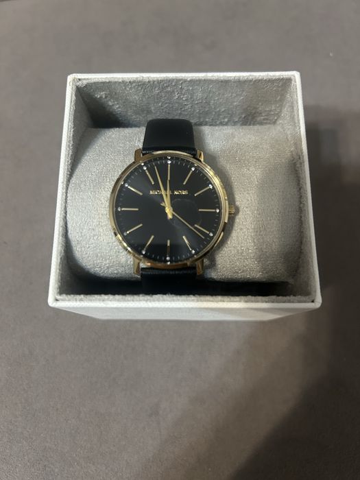 Часы Michail kors