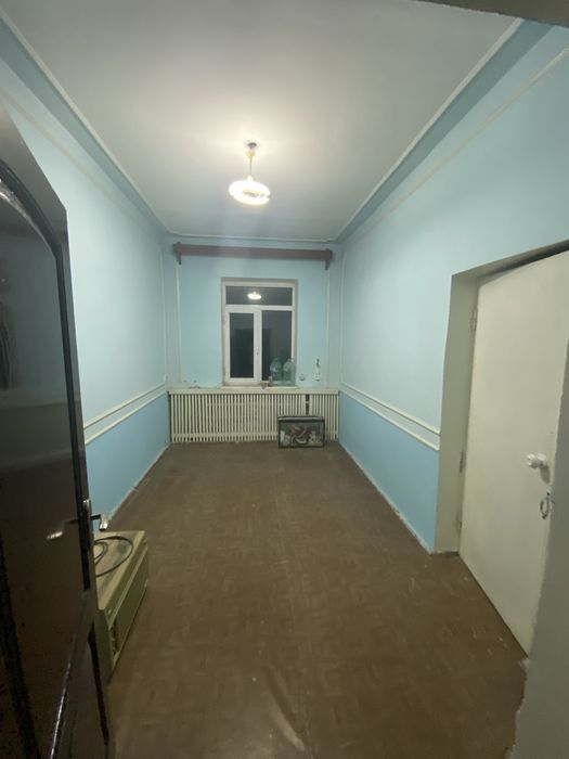 Ижарага Фаргона шахри Онкология олдида Омборхона / склад 150-400квм