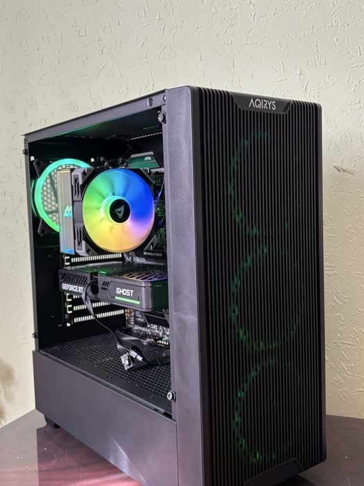 Sisteme Pc gaming la comanda intel i5 i7 i9 ryzen 5 7 9 rtx rx ddr5 4