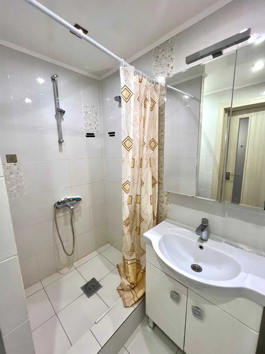 Продаётся 3 комн квартира