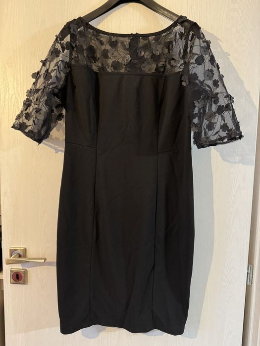 Дамски рокли голям размер